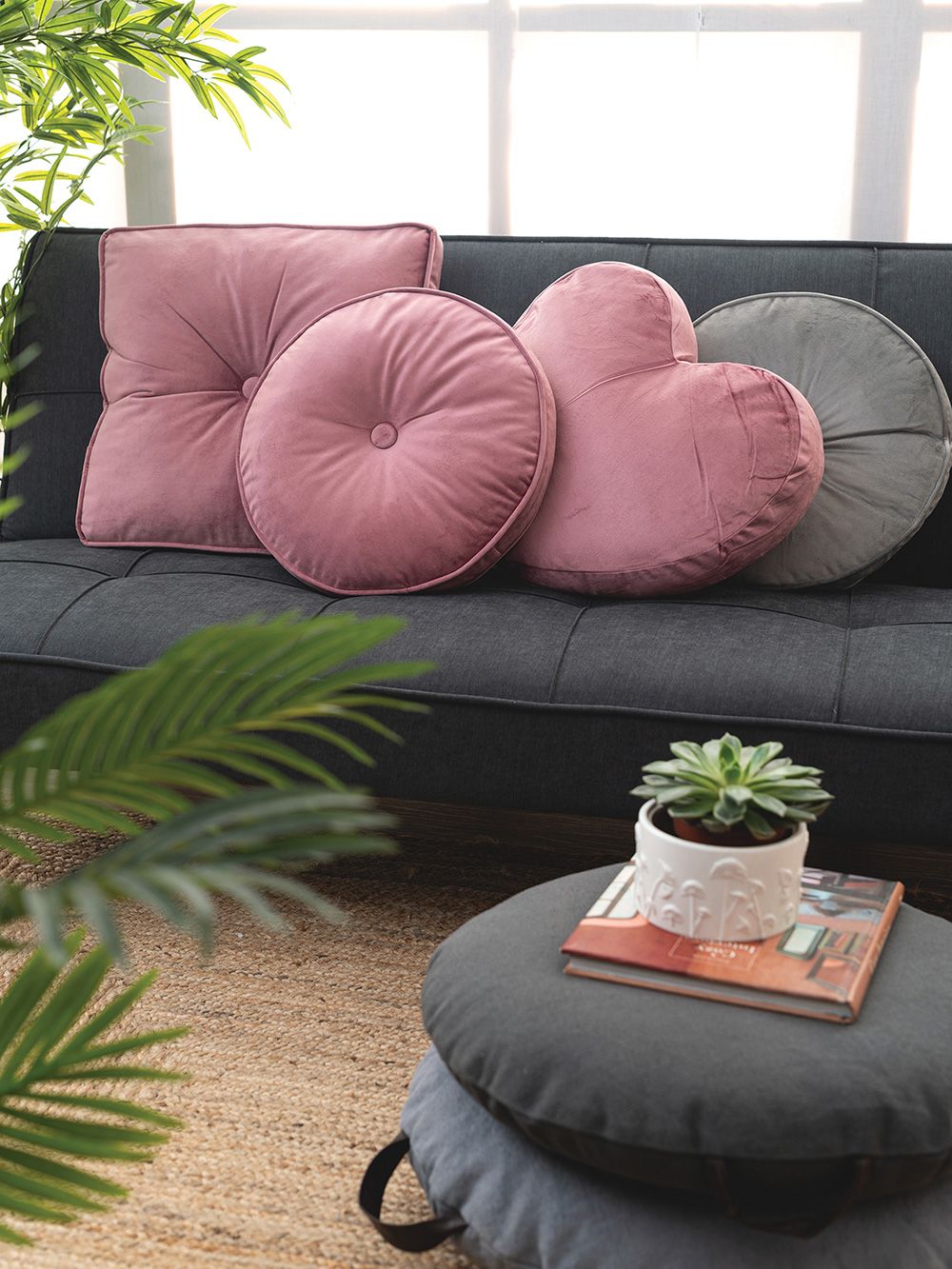 Palamaiki Διακοσμητικο Μαξιλαρι Velvet Feel 45x45 VF807 PINK - Image 2