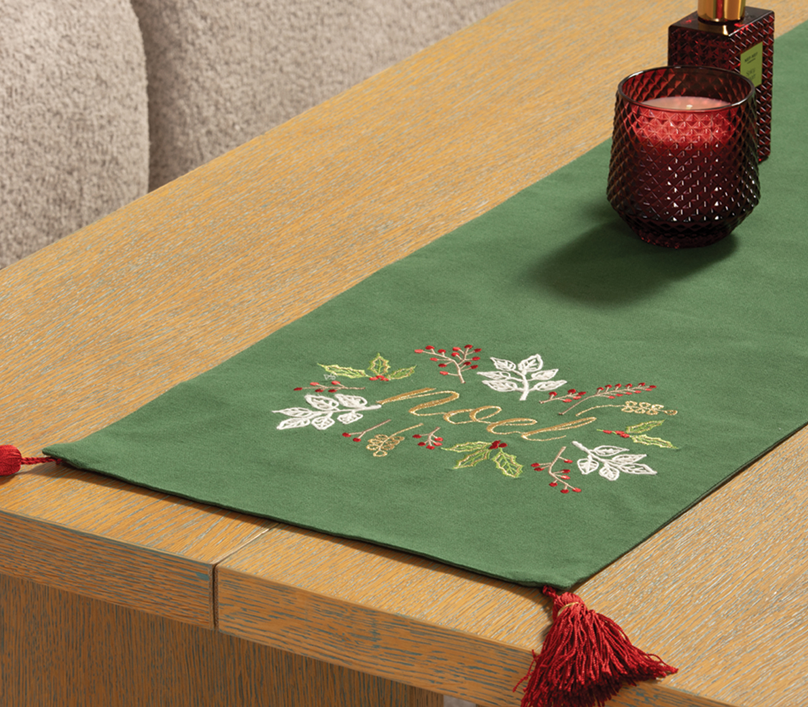 Nef-Nef Homeware Runner Noel Verde 33x150 GREEN - Image 2